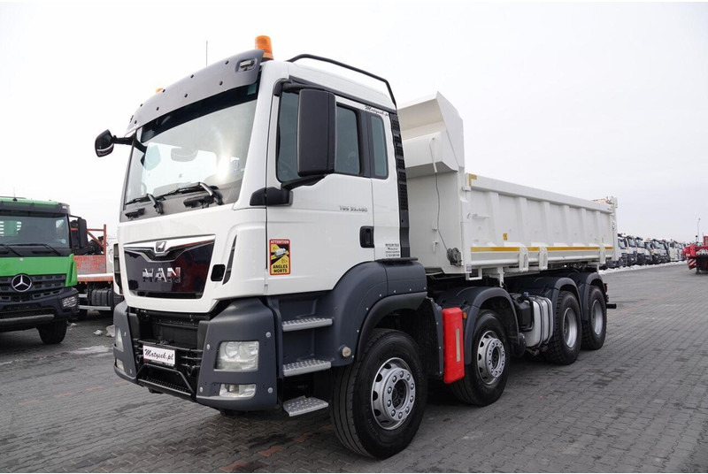 Autocarro ribaltabile MAN TGS 35.480 / 8x4 / WYWROTKA / BORDMATIC / HYDROBURTA / OPONY 100: foto 17 Autocarro ribaltabile MAN TGS 35.480 / 8x4 / WYWROTKA / BORDMATIC / HYDROBURTA / OPONY 100: foto 17