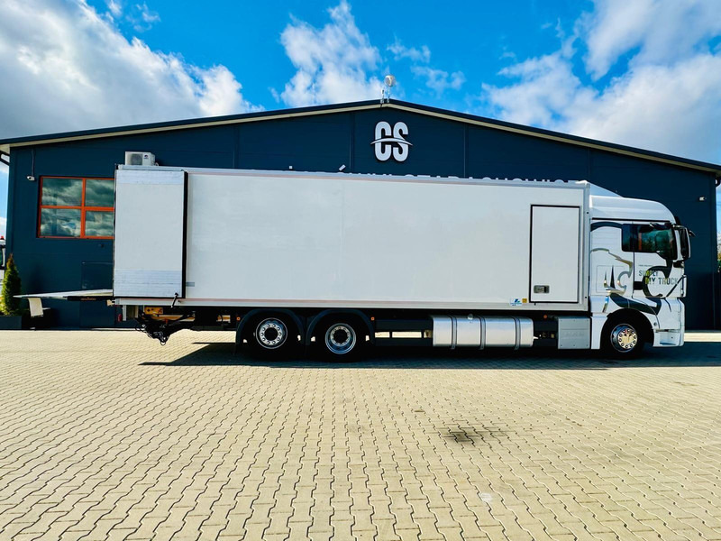 Leasing di MAN TGX 26.440 // E6 // chłodnia z windą // 22 Epal // sypialka MAN TGX 26.440 // E6 // chłodnia z windą // 22 Epal // sypialka: foto 17 Leasing di MAN TGX 26.440 // E6 // chłodnia z windą // 22 Epal // sypialka MAN TGX 26.440 // E6 // chłodnia z windą // 22 Epal // sypialka: foto 17