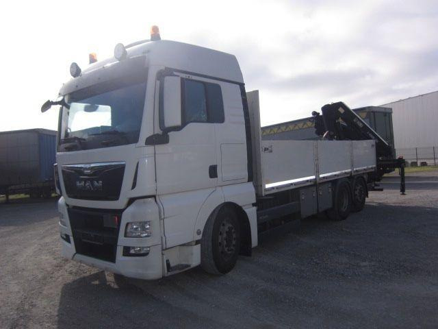 MAN TGX 26.440 mit Hiab-Kran Funkfernbedienung - Autocarro con pianale/ Cassone fisso, Camion con gru: foto 2 MAN TGX 26.440 mit Hiab-Kran Funkfernbedienung - Autocarro con pianale/ Cassone fisso, Camion con gru: foto 2