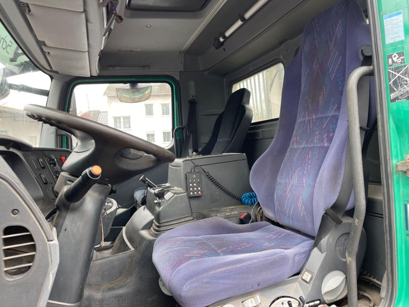 Mercedes-Benz 1833 Absetzkipper Bluetec 5 Klima 2 Hand Orig Km - Autocarro portacontainer/ Caisse interchangeable, Camion con gru: foto 5 Mercedes-Benz 1833 Absetzkipper Bluetec 5 Klima 2 Hand Orig Km - Autocarro portacontainer/ Caisse interchangeable, Camion con gru: foto 5