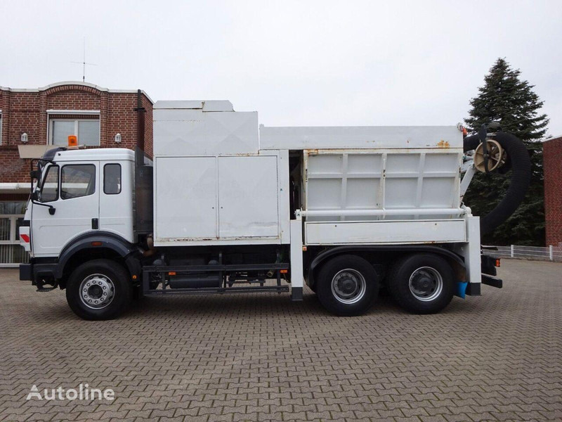 Mercedes-Benz 2527 - Vacuum truck 6x4 - Autospurgo: foto 3 Mercedes-Benz 2527 - Vacuum truck 6x4 - Autospurgo: foto 3