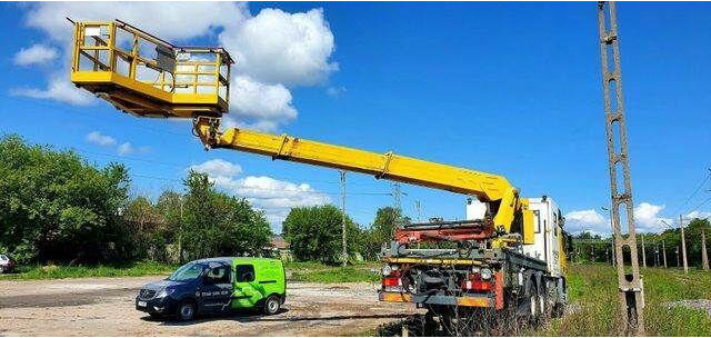 Mercedes-Benz 3344 SRT SCHÖRLING Road Rail Railway Zweiweg - Piattaforma autocarrata: foto 2 Mercedes-Benz 3344 SRT SCHÖRLING Road Rail Railway Zweiweg - Piattaforma autocarrata: foto 2
