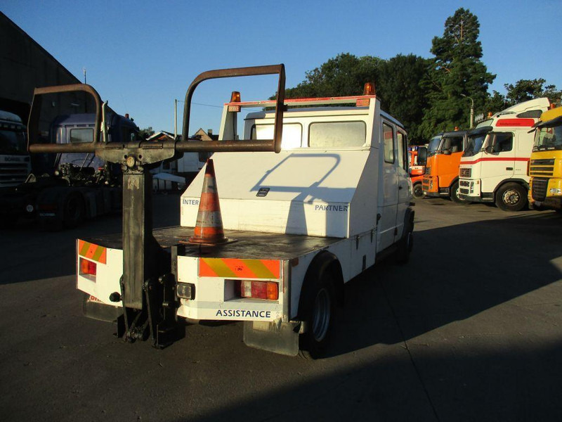 Mercedes-Benz 711D - Doka towing truck - Carro attrezzi: foto 3 Mercedes-Benz 711D - Doka towing truck - Carro attrezzi: foto 3