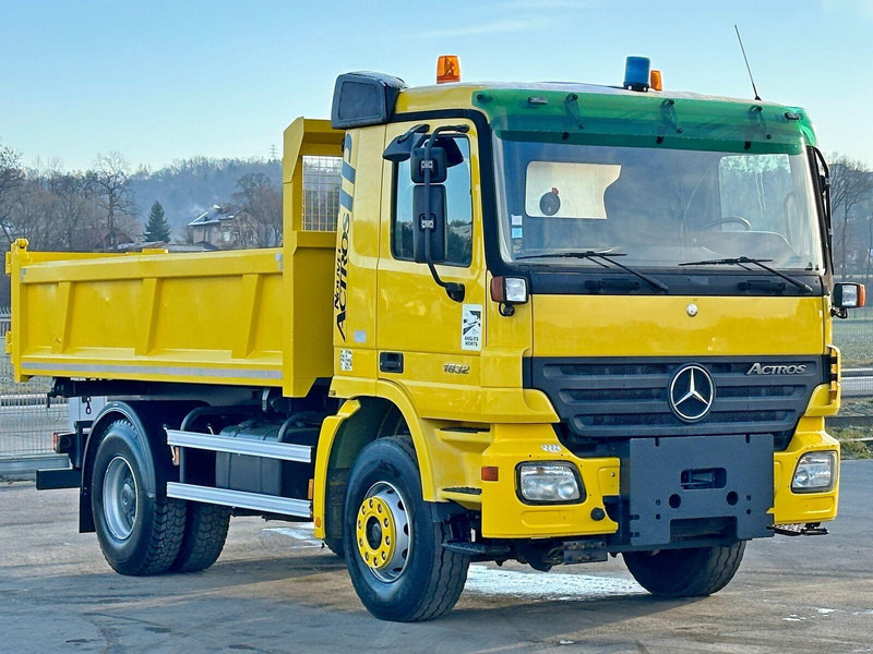 Mercedes-Benz ACTROS 1832 - Autocarro ribaltabile: foto 4 Mercedes-Benz ACTROS 1832 - Autocarro ribaltabile: foto 4