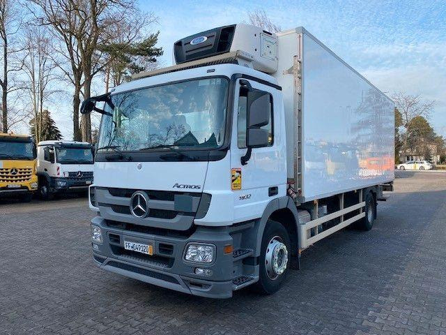 Mercedes-Benz ACTROS 1832 - Autocarro frigorifero: foto 3 Mercedes-Benz ACTROS 1832 - Autocarro frigorifero: foto 3