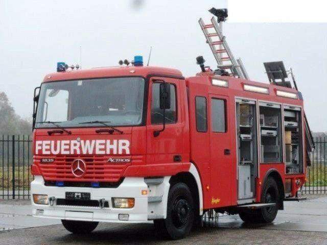 Mercedes-Benz ACTROS 1835 Feuerwehr 2080 L Fire Unit !! - Autopompa: foto 2 Mercedes-Benz ACTROS 1835 Feuerwehr 2080 L Fire Unit !! - Autopompa: foto 2