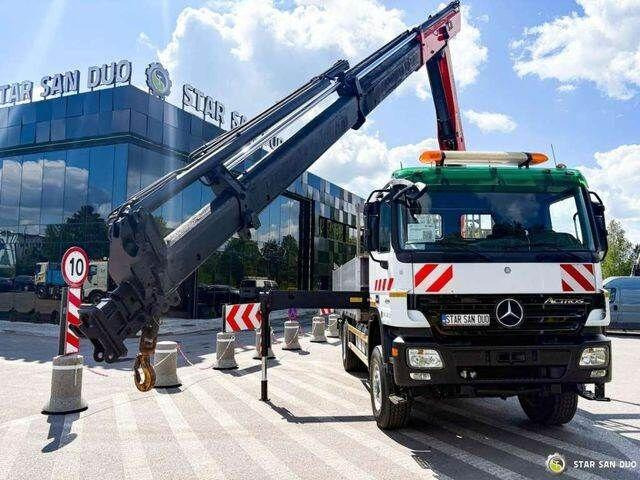Mercedes-Benz ACTROS 2044A 4x4 Palfinger PK 20002 hds Crane - Autocarro con pianale/ Cassone fisso, Camion con gru: foto 4 Mercedes-Benz ACTROS 2044A 4x4 Palfinger PK 20002 hds Crane - Autocarro con pianale/ Cassone fisso, Camion con gru: foto 4