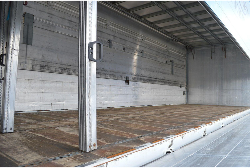 Mercedes-Benz ACTROS 2541 - Autocarro trasporto di bevande: foto 3 Mercedes-Benz ACTROS 2541 - Autocarro trasporto di bevande: foto 3