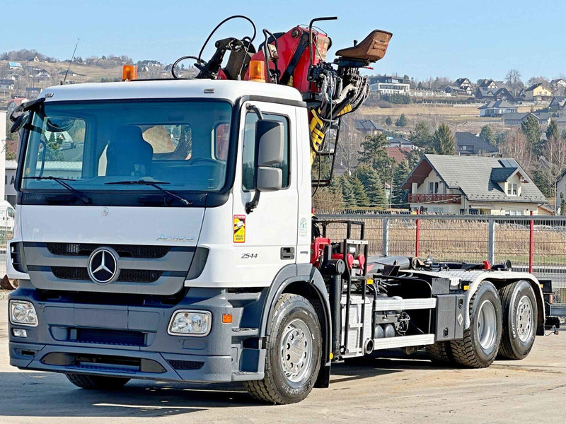 Mercedes-Benz ACTROS 2544 * ABROLLKIPPER * LHO L190Z(78) * TOP - Autocarro scarrabile, Camion con gru: foto 4 Mercedes-Benz ACTROS 2544 * ABROLLKIPPER * LHO L190Z(78) * TOP - Autocarro scarrabile, Camion con gru: foto 4