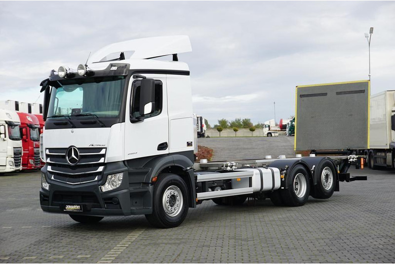 Mercedes-Benz ACTROS / 2553 / ACC / E 6 / BDF + WINDA / 7.15 , 7.45, 7.82 M / - Autocarro telaio: foto 2 Mercedes-Benz ACTROS / 2553 / ACC / E 6 / BDF + WINDA / 7.15 , 7.45, 7.82 M / - Autocarro telaio: foto 2
