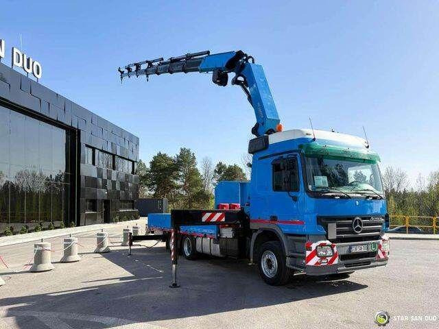 Mercedes-Benz ACTROS 2646L - Autocarro con pianale/ Cassone fisso, Camion con gru: foto 2 Mercedes-Benz ACTROS 2646L - Autocarro con pianale/ Cassone fisso, Camion con gru: foto 2