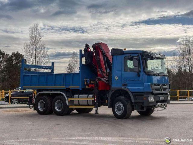 Mercedes-Benz ACTROS 3341 6x6 HMF 4220 K4 CRANE KIPPER - Autocarro ribaltabile, Camion con gru: foto 4 Mercedes-Benz ACTROS 3341 6x6 HMF 4220 K4 CRANE KIPPER - Autocarro ribaltabile, Camion con gru: foto 4