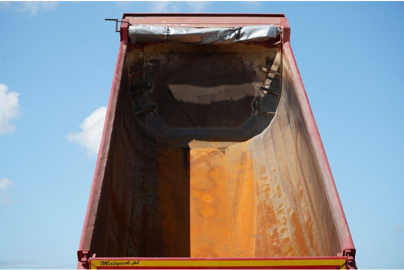 Autocarro ribaltabile Mercedes-Benz ACTROS 4141 / 8X6 / WYWROTKA TYLNOZSYPOWA / MEILLER KIPPER 5.3M: foto 11 Autocarro ribaltabile Mercedes-Benz ACTROS 4141 / 8X6 / WYWROTKA TYLNOZSYPOWA / MEILLER KIPPER 5.3M: foto 11