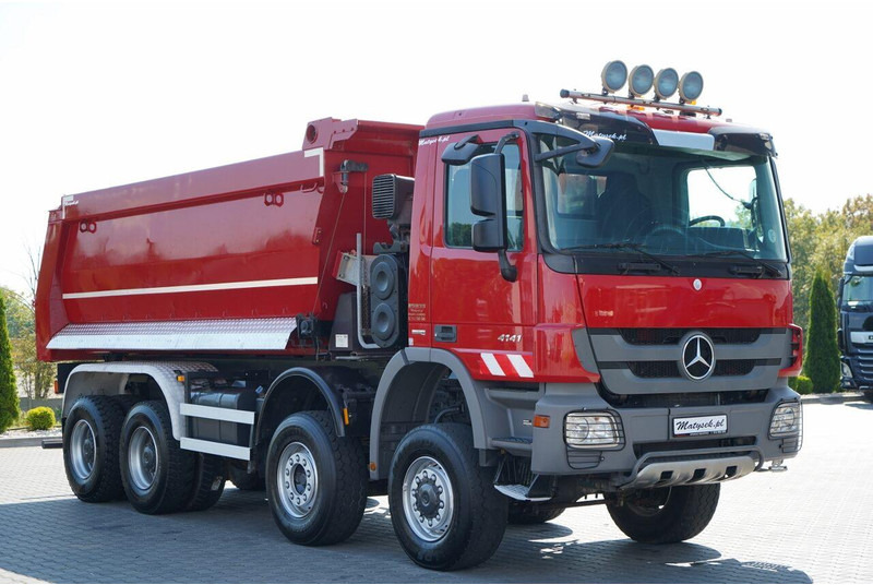 Autocarro ribaltabile Mercedes-Benz ACTROS 4141 / 8X6 / WYWROTKA TYLNOZSYPOWA / MEILLER KIPPER 5.3M: foto 17 Autocarro ribaltabile Mercedes-Benz ACTROS 4141 / 8X6 / WYWROTKA TYLNOZSYPOWA / MEILLER KIPPER 5.3M: foto 17