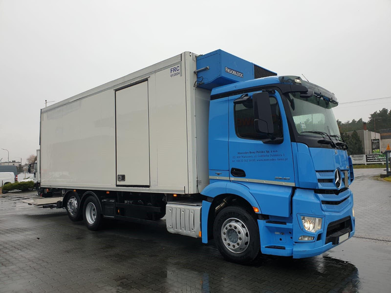 Mercedes-Benz ANTOS 2540 REFRIGERATOR + LIFT + SIDE DOOR - Autocarro frigorifero: foto 5 Mercedes-Benz ANTOS 2540 REFRIGERATOR + LIFT + SIDE DOOR - Autocarro frigorifero: foto 5