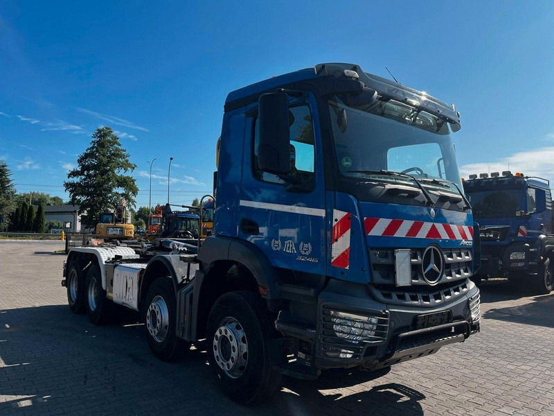 Mercedes-Benz AROCS 3246 8X4 ABROLLKIPPER HYVALIFT 26.57 - Autocarro scarrabile: foto 5 Mercedes-Benz AROCS 3246 8X4 ABROLLKIPPER HYVALIFT 26.57 - Autocarro scarrabile: foto 5