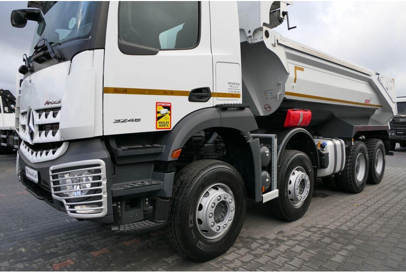 Autocarro ribaltabile Mercedes-Benz AROCS 3246 / 8x4 / WYWROTKA / TYLNOZSYP / EURO 6 / OPONY 100 %: foto 9 Autocarro ribaltabile Mercedes-Benz AROCS 3246 / 8x4 / WYWROTKA / TYLNOZSYP / EURO 6 / OPONY 100 %: foto 9