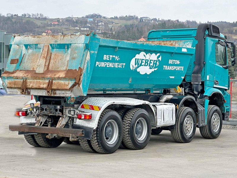 Mercedes-Benz AROCS 4142* KIPPER / 8x4 * TOPZUSTAND - Autocarro ribaltabile: foto 4 Mercedes-Benz AROCS 4142* KIPPER / 8x4 * TOPZUSTAND - Autocarro ribaltabile: foto 4