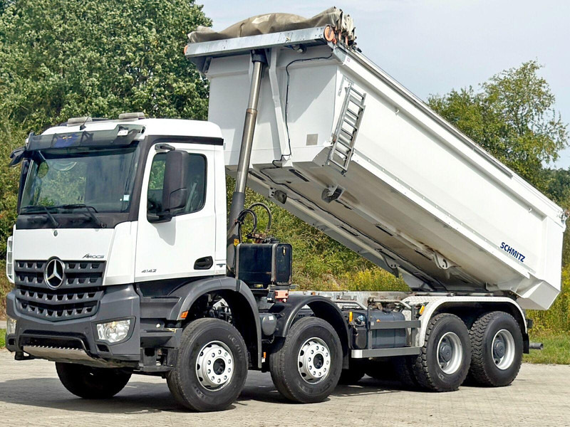 Mercedes-Benz AROCS 4142* KIPPER / 8x4 * TOPZUSTAND - Autocarro ribaltabile: foto 4 Mercedes-Benz AROCS 4142* KIPPER / 8x4 * TOPZUSTAND - Autocarro ribaltabile: foto 4