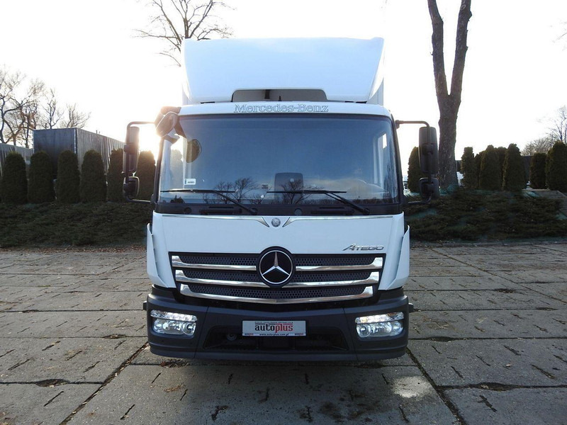 Mercedes-Benz ATEGO 12.24 KONTENER CHŁODNIA -10*C WINDA 16 PALET FUNKCJA GRZAN - Autocarro frigorifero: foto 5 Mercedes-Benz ATEGO 12.24 KONTENER CHŁODNIA -10*C WINDA 16 PALET FUNKCJA GRZAN - Autocarro frigorifero: foto 5