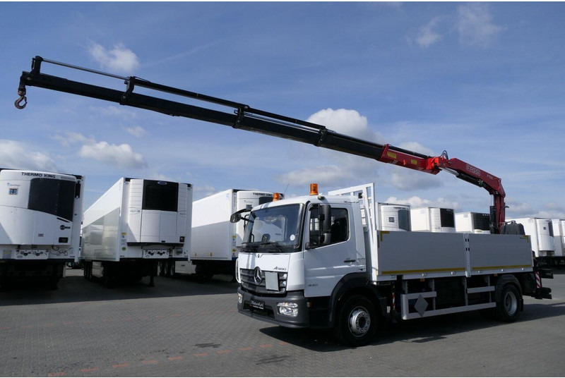 Mercedes-Benz ATEGO 16 30 - Autocarro con pianale/ Cassone fisso, Camion con gru: foto 2 Mercedes-Benz ATEGO 16 30 - Autocarro con pianale/ Cassone fisso, Camion con gru: foto 2