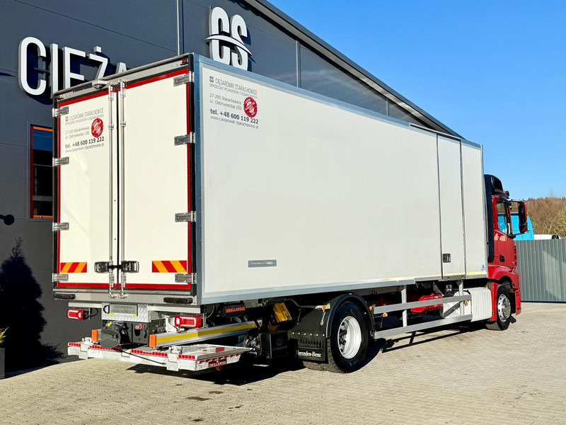 Mercedes-Benz Actros 1835 / E6 / chłodnia 19 Epal / NOWY MODEL ! / Sypialka - Autocarro frigorifero: foto 5 Mercedes-Benz Actros 1835 / E6 / chłodnia 19 Epal / NOWY MODEL ! / Sypialka - Autocarro frigorifero: foto 5