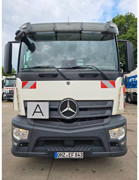 Mercedes-Benz Actros 2533 - Garbage truck - Camion immondizia: foto 4 Mercedes-Benz Actros 2533 - Garbage truck - Camion immondizia: foto 4