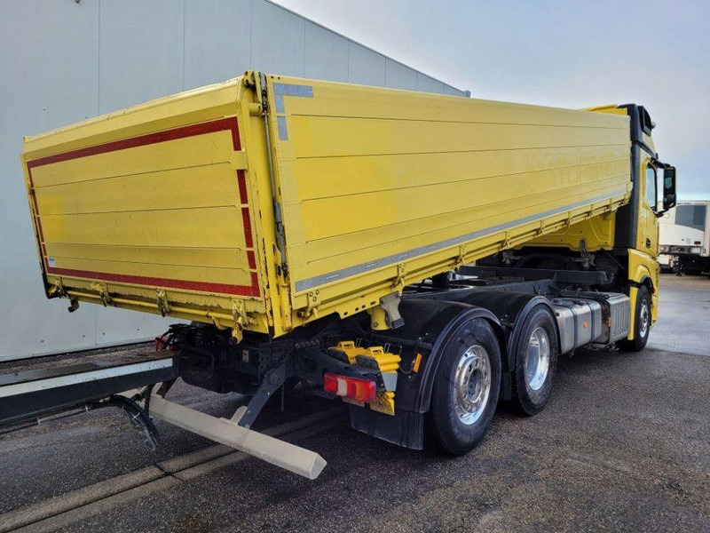 Mercedes-Benz Actros 2551 - Autocarro ribaltabile: foto 4 Mercedes-Benz Actros 2551 - Autocarro ribaltabile: foto 4