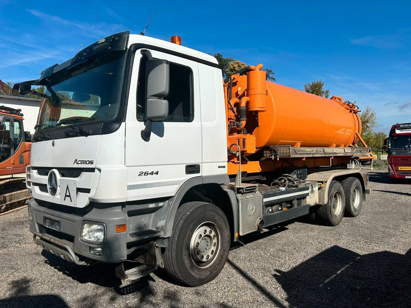 Mercedes-Benz Actros 2644 - Vacuum truck - Autospurgo: foto 1 Mercedes-Benz Actros 2644 - Vacuum truck - Autospurgo: foto 1
