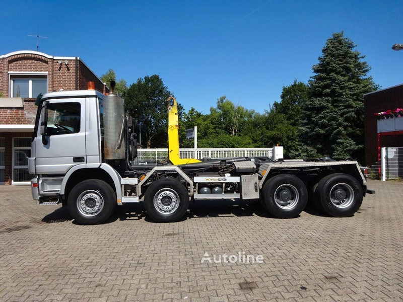 Mercedes-Benz Actros 3244 - Hook lift truck 8x4 - Autocarro scarrabile, Camion con gru: foto 5 Mercedes-Benz Actros 3244 - Hook lift truck 8x4 - Autocarro scarrabile, Camion con gru: foto 5