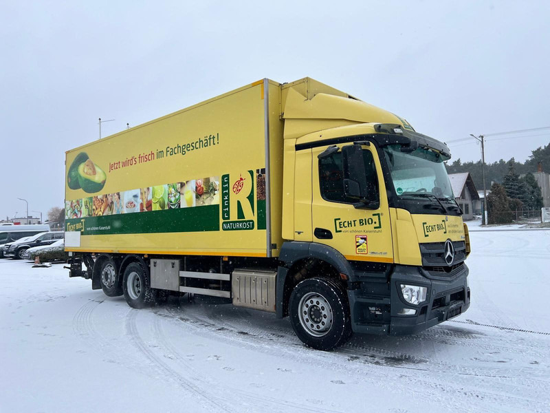 Mercedes-Benz Antos 2543 - Autocarro frigorifero: foto 5 Mercedes-Benz Antos 2543 - Autocarro frigorifero: foto 5