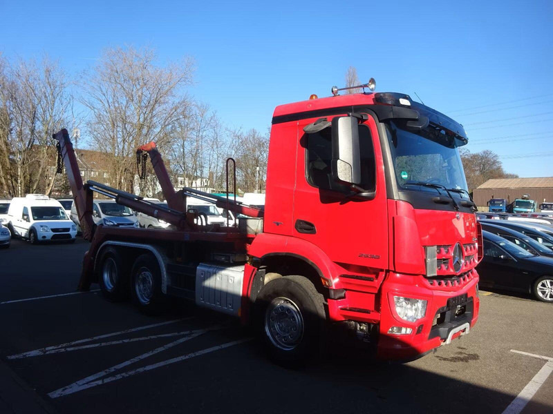 Mercedes-Benz Arocs 2536 - Meiller AK 16 MT Absetzkipper - Autocarro multibenna: foto 2 Mercedes-Benz Arocs 2536 - Meiller AK 16 MT Absetzkipper - Autocarro multibenna: foto 2