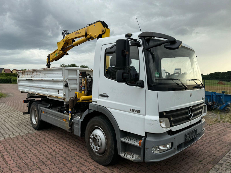 Mercedes-Benz Atego 1218 Meiller Kipper / Kran / Greifer - Autocarro ribaltabile, Camion con gru: foto 1 Mercedes-Benz Atego 1218 Meiller Kipper / Kran / Greifer - Autocarro ribaltabile, Camion con gru: foto 1