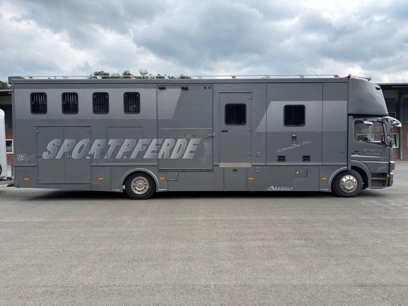 Mercedes-Benz Atego 1529 - Horse transporter - Van trasporto cavalli: foto 3 Mercedes-Benz Atego 1529 - Horse transporter - Van trasporto cavalli: foto 3