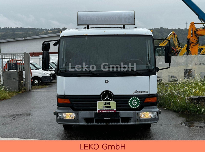 Mercedes-Benz Atego 815 - Autocarro con pianale/ Cassone fisso: foto 2 Mercedes-Benz Atego 815 - Autocarro con pianale/ Cassone fisso: foto 2