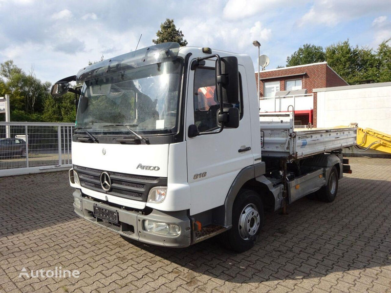 Mercedes-Benz Atego 818 - 3 way tipper+crane - Autocarro ribaltabile, Camion con gru: foto 2 Mercedes-Benz Atego 818 - 3 way tipper+crane - Autocarro ribaltabile, Camion con gru: foto 2