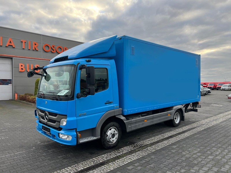 Mercedes-Benz Atego 818 BOX CONTAINER + LIFT 1.HAND (DE) - Autocarro furgonato: foto 1 Mercedes-Benz Atego 818 BOX CONTAINER + LIFT 1.HAND (DE) - Autocarro furgonato: foto 1