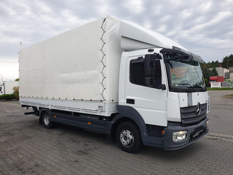 Mercedes-Benz Atego 818 TILT+LIFT 1.HAND 72000km !! - Autocarro furgonato: foto 4 Mercedes-Benz Atego 818 TILT+LIFT 1.HAND 72000km !! - Autocarro furgonato: foto 4