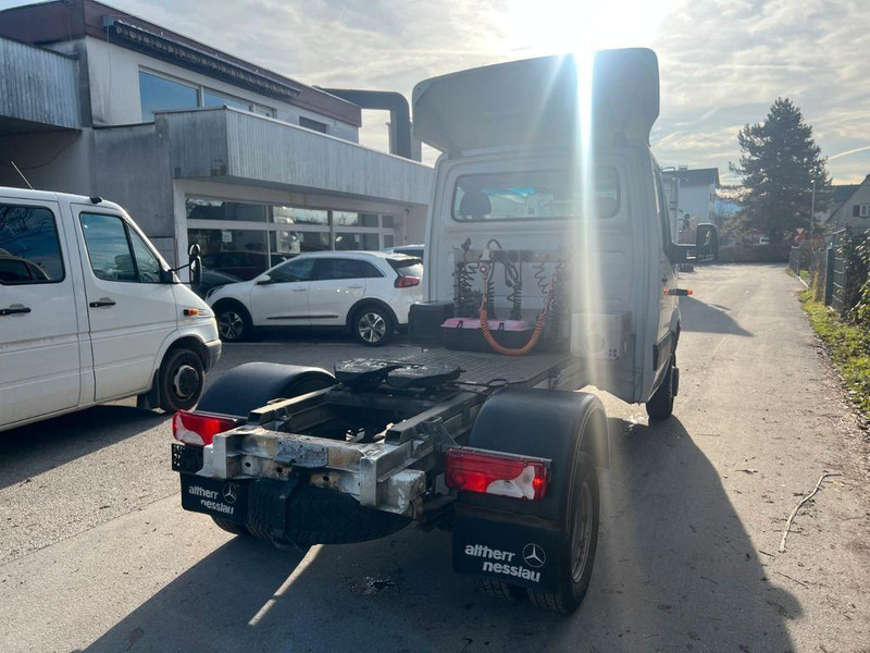 Mercedes-Benz SPRINTER 519 - Trattore stradale BE: foto 3 Mercedes-Benz SPRINTER 519 - Trattore stradale BE: foto 3