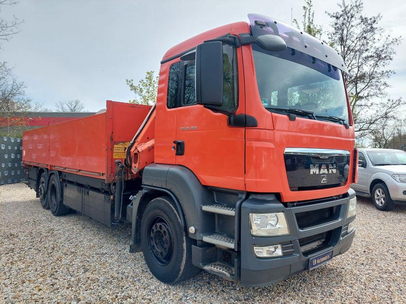 Mercedes-Benz TGS 26.360 FG 6x2, BL, daruval-HIAB 144, Euro5 - Autocarro con pianale/ Cassone fisso, Camion con gru: foto 2 Mercedes-Benz TGS 26.360 FG 6x2, BL, daruval-HIAB 144, Euro5 - Autocarro con pianale/ Cassone fisso, Camion con gru: foto 2