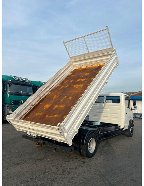 Mercedes-Benz Vario 816 816/AHK/ Blatt-Blatt /Radstand 4250mm - Autocarro ribaltabile: foto 4 Mercedes-Benz Vario 816 816/AHK/ Blatt-Blatt /Radstand 4250mm - Autocarro ribaltabile: foto 4