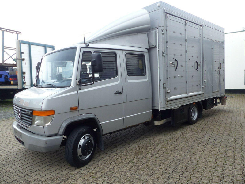 Mercedes-Benz Vario 818 Doka horse transporter + Tail lift - Van trasporto cavalli: foto 3 Mercedes-Benz Vario 818 Doka horse transporter + Tail lift - Van trasporto cavalli: foto 3