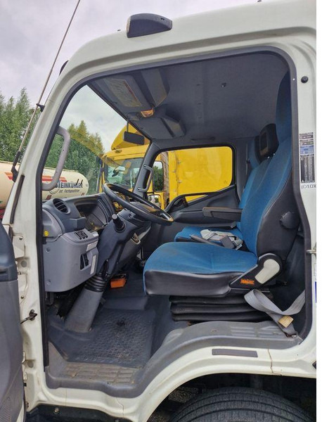 Mitsubishi 70 C 18 Fuso Canter Pritschenwagen Euro 6 - Autocarro con pianale/ Cassone fisso: foto 5 Mitsubishi 70 C 18 Fuso Canter Pritschenwagen Euro 6 - Autocarro con pianale/ Cassone fisso: foto 5
