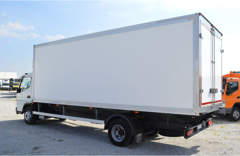 Mitsubishi CANTER FUSO 9C18 REFRIGERATOR + DOOR ISOTHERM CONTAINER - Autocarro frigorifero: foto 3 Mitsubishi CANTER FUSO 9C18 REFRIGERATOR + DOOR ISOTHERM CONTAINER - Autocarro frigorifero: foto 3