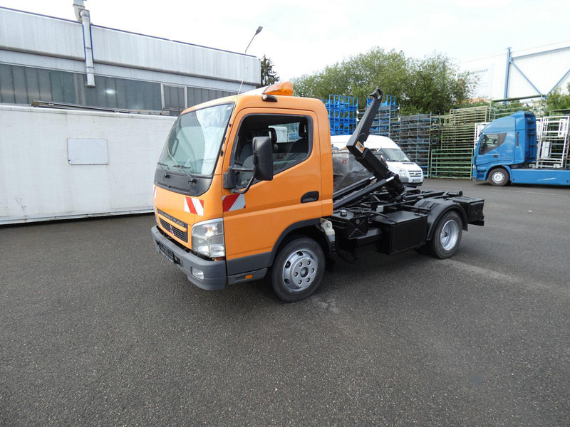 Mitsubishi Canter Fuso Abrollkipper - Autocarro con pianale/ Cassone fisso, Camion con gru: foto 1 Mitsubishi Canter Fuso Abrollkipper - Autocarro con pianale/ Cassone fisso, Camion con gru: foto 1