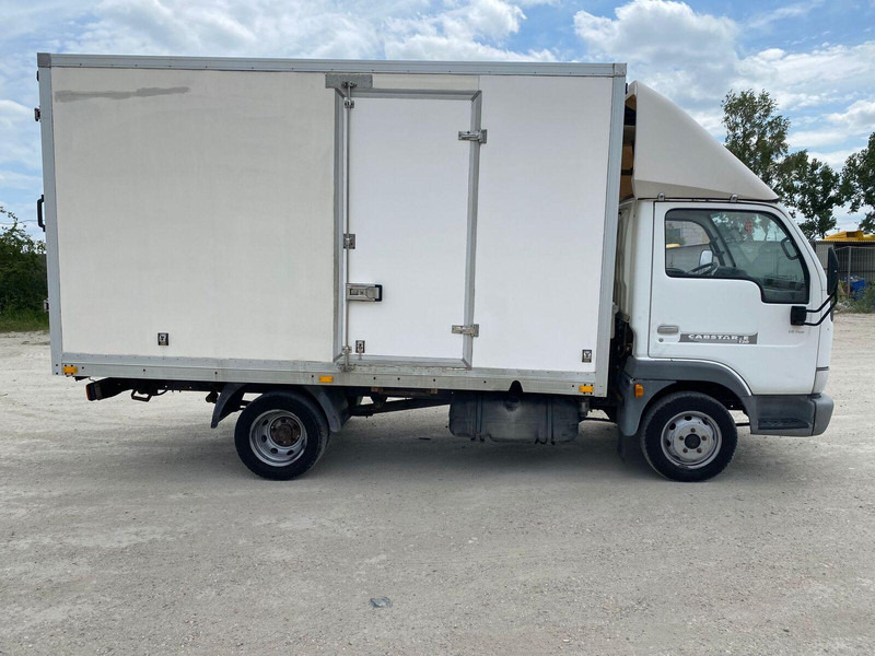 Nissan Cabstar 3,0 tdi Frigo + meat hook - 3,5t - Furgone frigo: foto 5 Nissan Cabstar 3,0 tdi Frigo + meat hook - 3,5t - Furgone frigo: foto 5