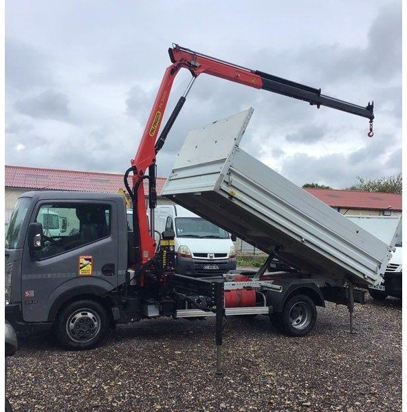 Nissan NT400 - Tipper+crane - Autocarro ribaltabile, Camion con gru: foto 4 Nissan NT400 - Tipper+crane - Autocarro ribaltabile, Camion con gru: foto 4