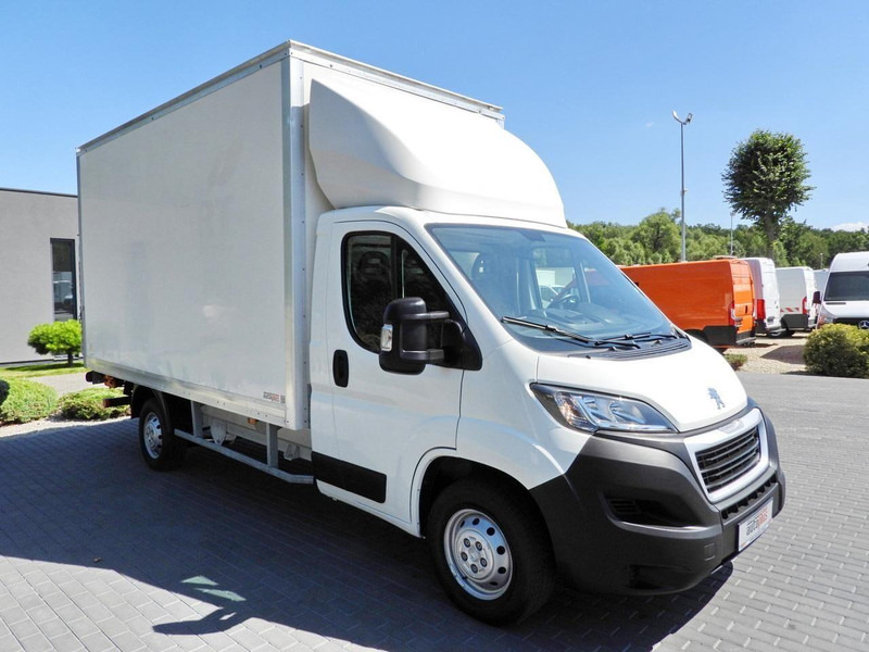Peugeot BOXER KONTENER WINDA 8 PALET TEMPOMAT KLIMATYZACJA 130KM [ K249 - Furgone box: foto 4 Peugeot BOXER KONTENER WINDA 8 PALET TEMPOMAT KLIMATYZACJA 130KM [ K249 - Furgone box: foto 4