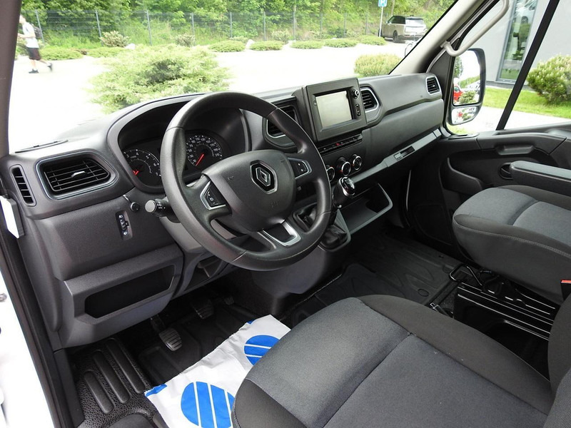 Renault MASTER FURGON BRYGADÓWKA 6 MIEJSCA TEMPOMAT NAWIGACJA KLIMATYZA - Minibus, Pulmino: foto 2 Renault MASTER FURGON BRYGADÓWKA 6 MIEJSCA TEMPOMAT NAWIGACJA KLIMATYZA - Minibus, Pulmino: foto 2