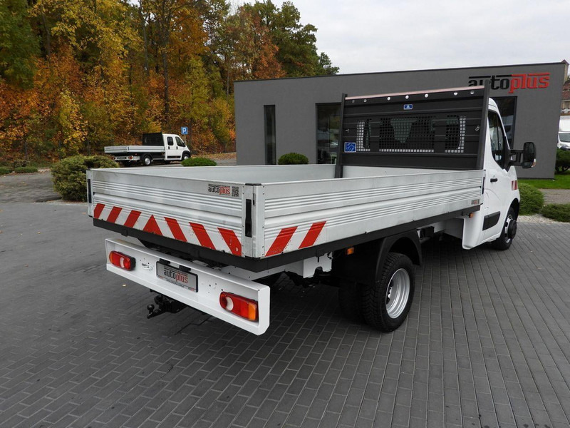 Renault MASTER SKRZYNIA TEMPOMAT NAWIGACJA BLIŹNIACZE KOŁA KLIMATYZACJA - Furgone con cassone fisso: foto 3 Renault MASTER SKRZYNIA TEMPOMAT NAWIGACJA BLIŹNIACZE KOŁA KLIMATYZACJA - Furgone con cassone fisso: foto 3